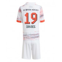 Bayern Munich Alphonso Davies #19 Vonkajší Detský futbalový dres 2025-26 Krátky Rukáv (+ trenírky)
